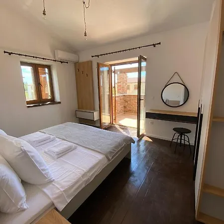 Villa Rustic With Private Pool *